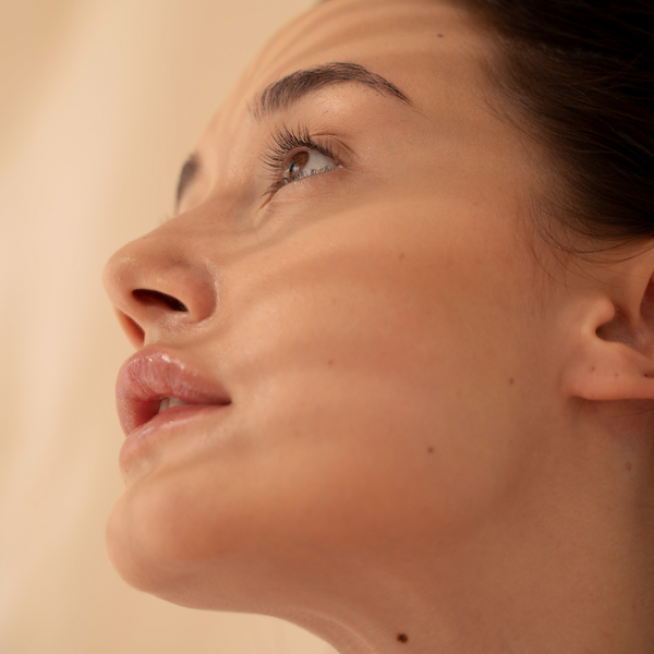 Minimalismo e Pele: Guia Para Simplificar Sua Rotina de Beleza